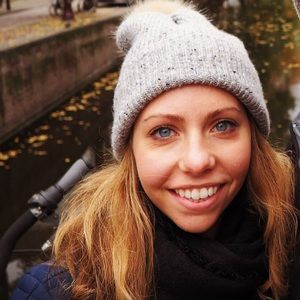 Meet your Posher, Danielle